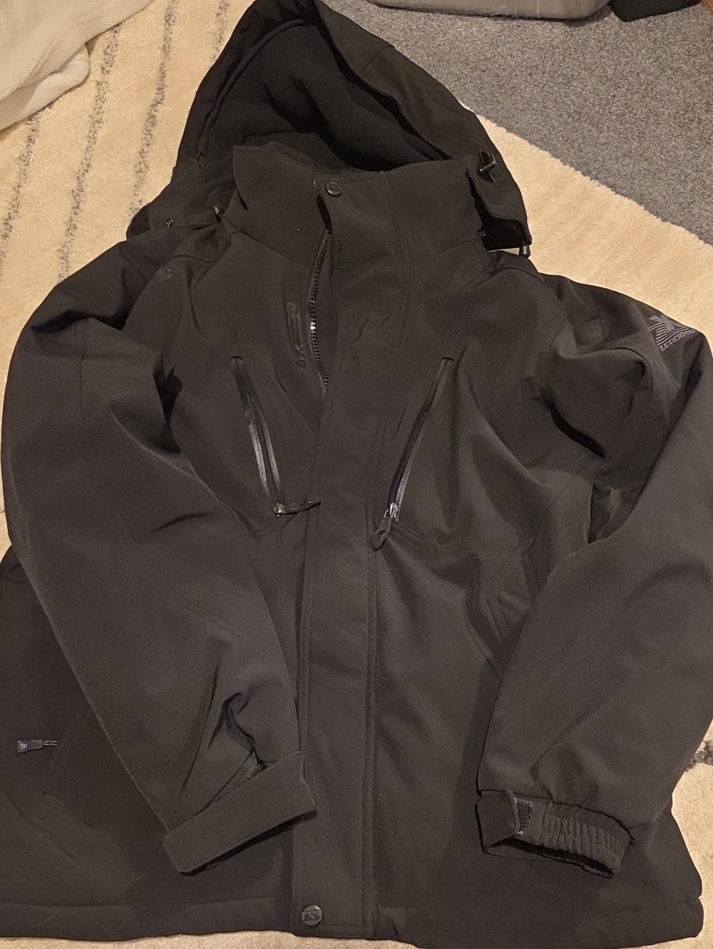 ZeroXposur Black Hooded Winter Ski Coat with Sealed Chest Zips